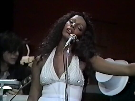 DONNA SUMMER I feel love   live 1977,,