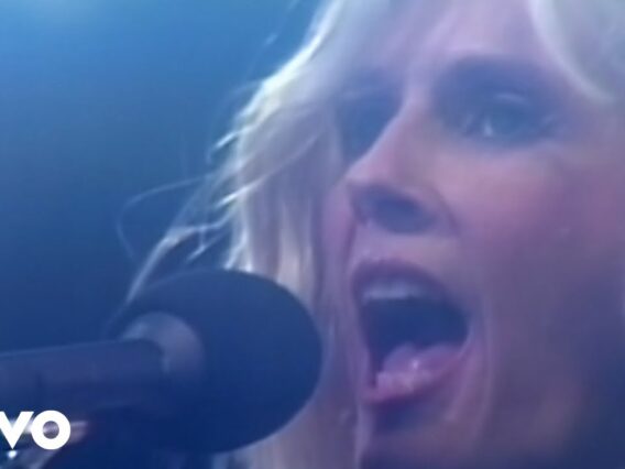 Kim Carnes – Bette Davis Eyes