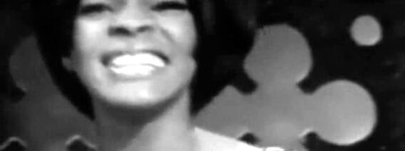 Martha & The Vandellas – Dancing in the Streets