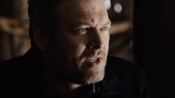 Blake Shelton – Gods Country (Official Music Video)