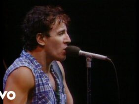 Bruce Springsteen – Born to Run (Official Video)