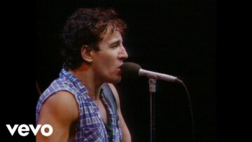 Bruce Springsteen – Born to Run (Official Video)