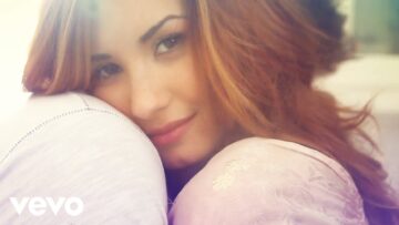 Demi Lovato – Give Your Heart a Break (Official Video)