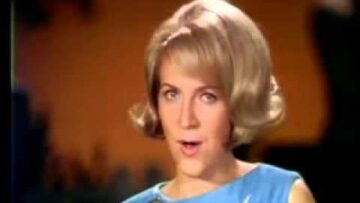 Jeannie Seely    Dont Touch Me