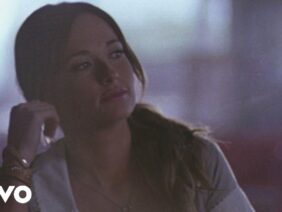Kacey Musgraves – Blowin Smoke (Official Music Video)