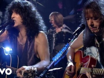 Kiss – Rock And Roll All Nite (MTV Unplugged)