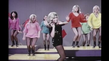 Nancy Sinatra – These Boots Are Made For Walkin’