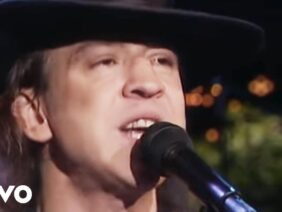 Stevie Ray Vaughan & Double Trouble – Tightrope (Live From Austin, TX)