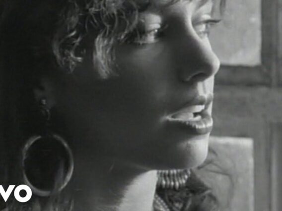 The Bangles – Manic Monday (Official Video)