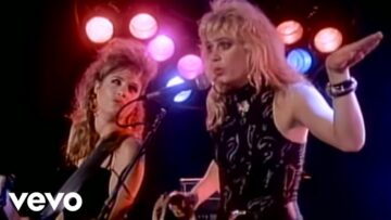 The Bangles – Walk Like an Egyptian (Official Video)