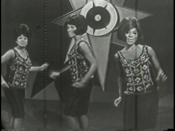 The Marvelettes – Please Mr. Postman (1961)