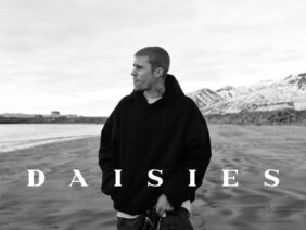 Justin Bieber – DAISIES (Music Video)