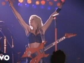 Lita Ford – Kiss Me Deadly (Live at Wembley 1989)