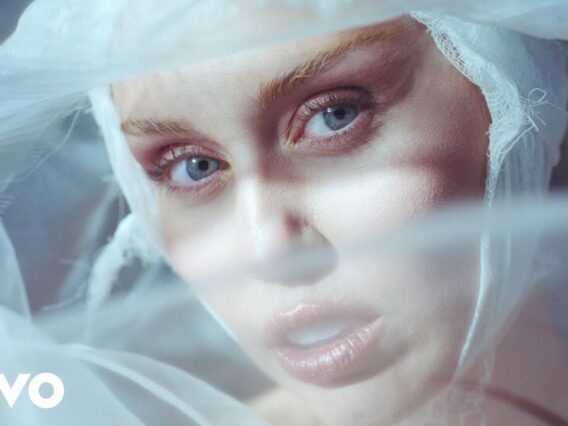 Miley Cyrus – Secrets (Official Video) ft. Lindsey Buckingham, Mick Fleetwood