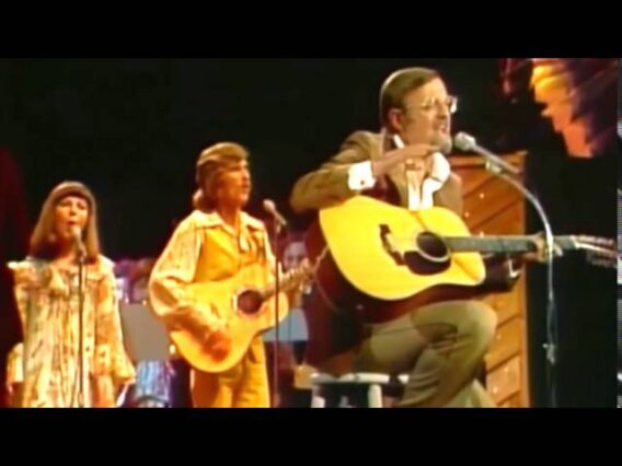 Roger Whittaker – Mammy Blue
