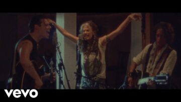 Aerosmith, YUNGBLUD – My Only Angel (Desert Road Version) ft. Steve Martin