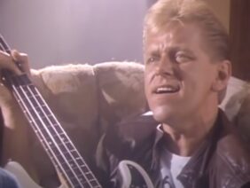 Chicago – Youre the Inspiration (Official Music Video)