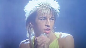 Kajagoogoo – Too Shy (Official Music Video)