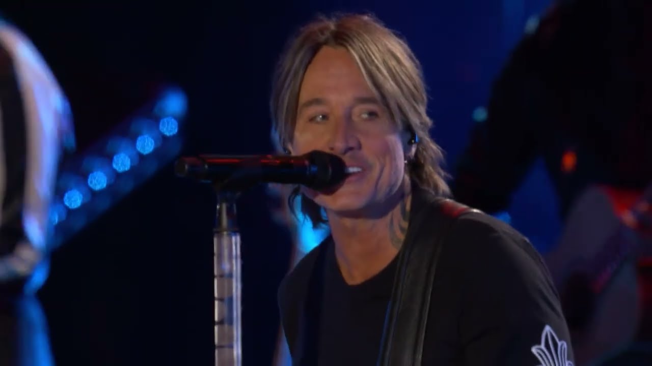 Keith Urban – STRAIGHT LINE (New Years Eve Live: Nashvilles Big Bash 2024)