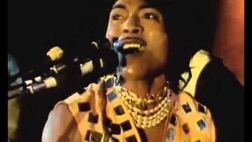 Little Richard – Good Golly Miss Molly (The London Rock N Roll Show, Wembley Stadium Aug 5, 1972)