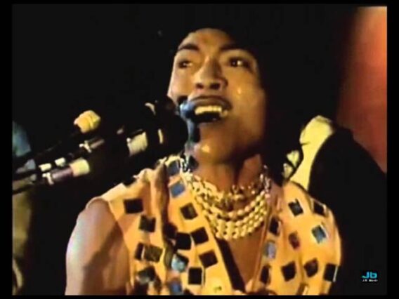 Little Richard – Good Golly Miss Molly (The London Rock N Roll Show, Wembley Stadium   Aug  5, 1972)