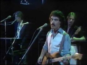 Shes Gone (1976) – Hall & Oates