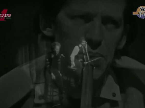 Simon & Garfunkel – El Condor Pasa (If I Could) – 1970