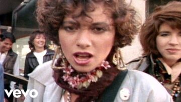 The Bangles, Susanna Hoffs – Hero Takes A Fall (Official Video)