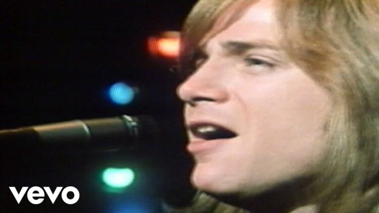 The Moody Blues – Im Just A Singer (In A Rock And Roll Band)
