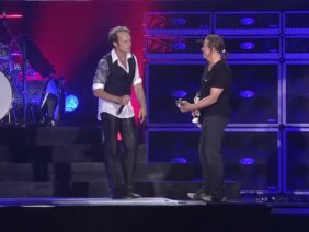 Van Halen – Everybody Wants Some!! (Live at the Tokyo Dome 2013) [PROSHOT]