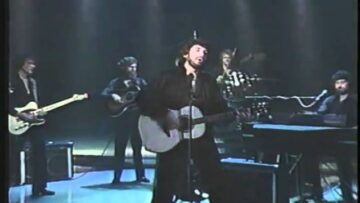 Eddie Rabbit – I Love A Rainy Night – [Solid Gold Show]