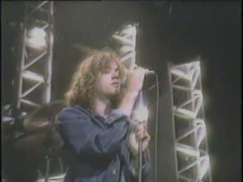 R.E.M. – Sitting Still