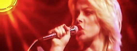 The Runaways – Cherry Bomb