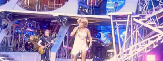 09   Tina Turner   Lets Stay Together   LIVE