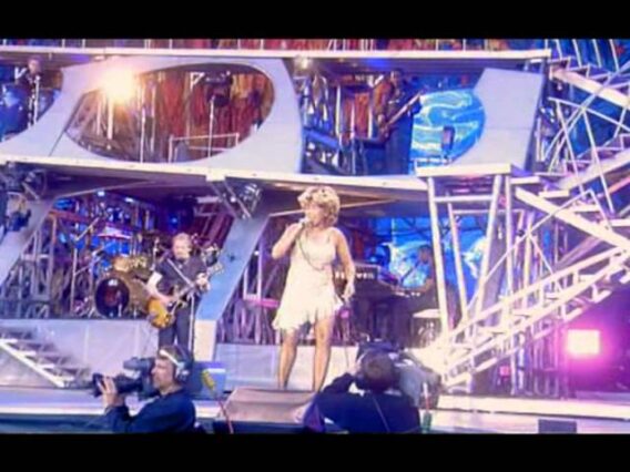 09   Tina Turner   Lets Stay Together   LIVE
