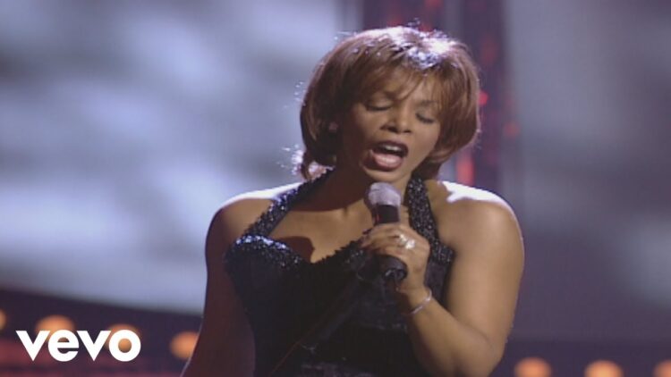 Donna Summer – Hot Stuff (from VH1 Presents Live & More Encore!)