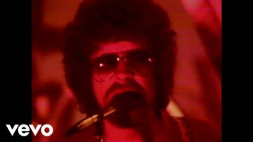 Electric Light Orchestra – Dont Bring Me Down (Official Video)