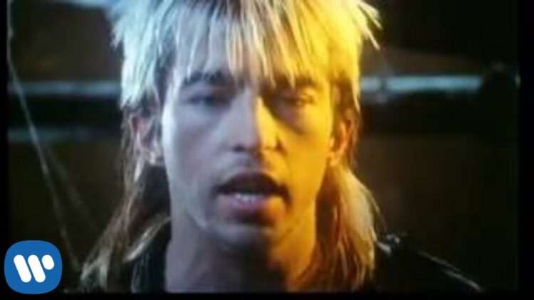 The ethereal female voice belongs to Beth Andersen, who recorded separately in the US. Mandy Newton lip-synced her part in the iconic 1984 video. – Never Ending Story (Official Music Video)
