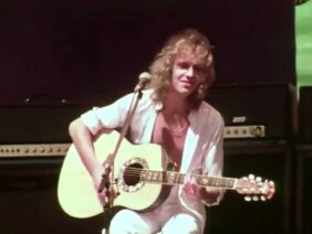 Peter Frampton – Baby, I Love Your Way – 7/2/1977 – Oakland Coliseum Stadium (Official)
