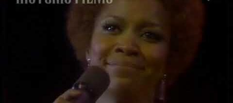 The Staple Singers ‘Let’s Do It Again’ LIVE 1976