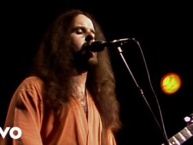 38 Special – Hold On Loosely (Live) (Official Music Video)