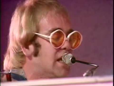 Elton John – Crocodile Rock