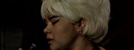 Etta James – Somethings Got A Hold On Me (Live)