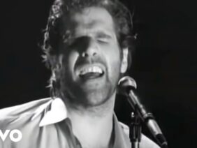 Glenn Frey – The Heat Is On (From Beverly Hills Cop Soundtrack)