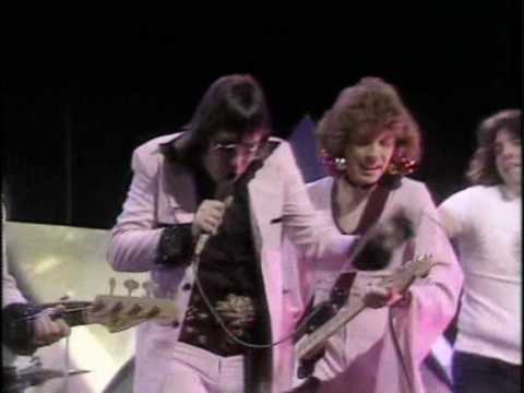 Mud – Tiger Feet (Live TOTP 1974)
