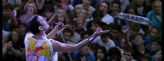 Queen – Love of my life (Live At Wembley)