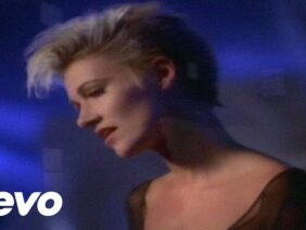 Roxette – It Must Have Been Love (Official Music Video)