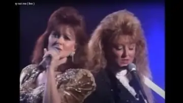 The Judds  –   Why not me  ( live )