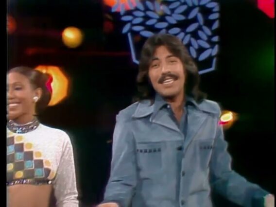Tony Orlando and Dawn Knock 3 times