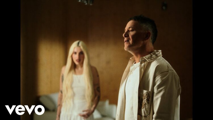 Alejandro Sanz, ELENA ROSE – Rimowa (Video Oficial)